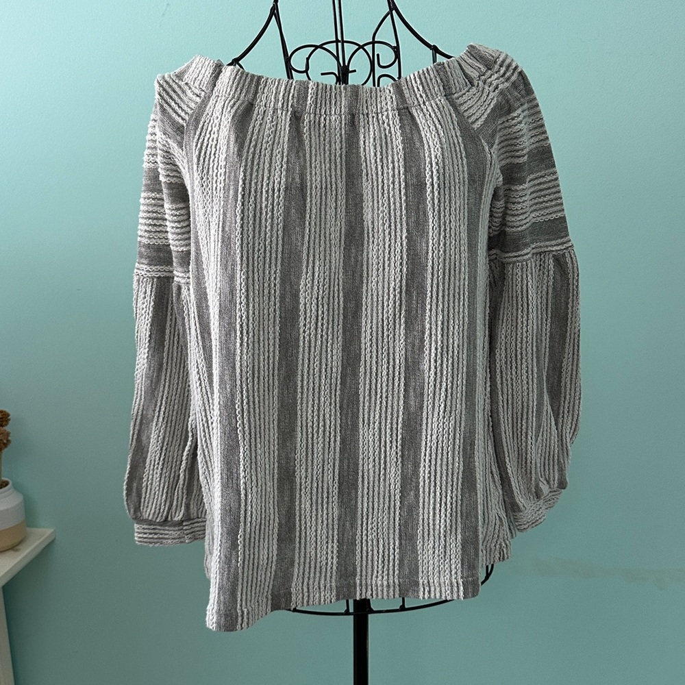 Doe & Rae Off-the-shoulder Top